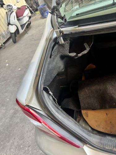 Camry 03 XLE full option ប្រភេទឡានស្អាតគ្រឿងក្រោមហាប់