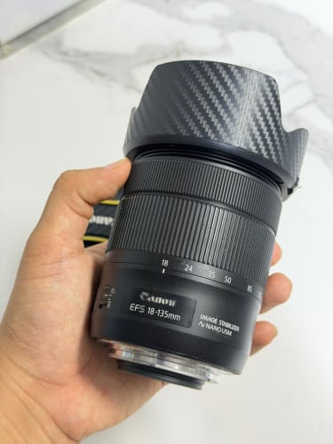 Canon EFS 18-135mm Nano USM F3.5-5.6 98% 150$