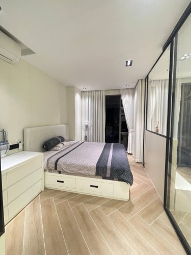 Condo For Rent 1bed Time Square 5
