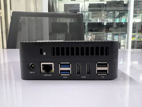 Desktop minisforum Micro UM773Lite