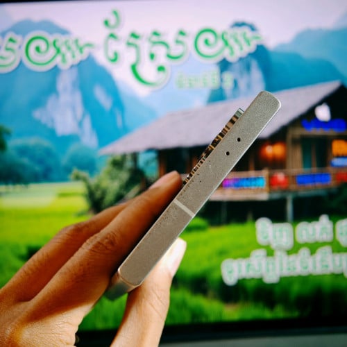 Galaxy S24 Ultra sim2 (វ៉ៃដូរបាន)មានធានាច្បាស់លាស់ត្រឹមត្រូវ