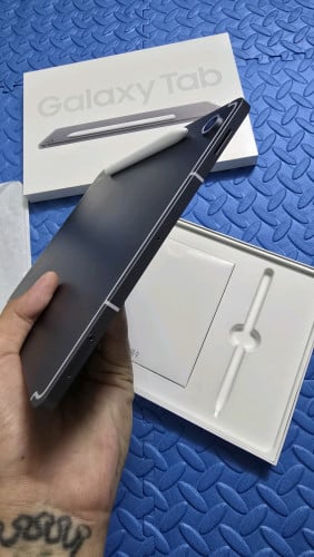 Galaxy tab S10 FE SIM+WiFi 8G 128G 99% full box 339$