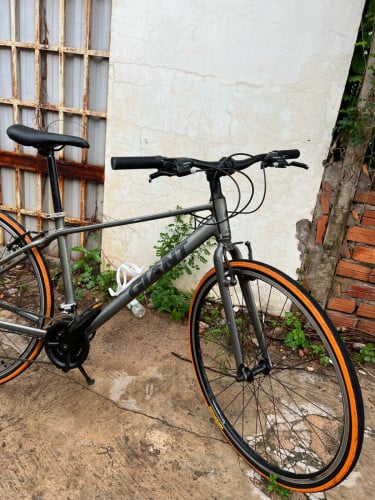 Giant Escape2 តម្លៃ190$