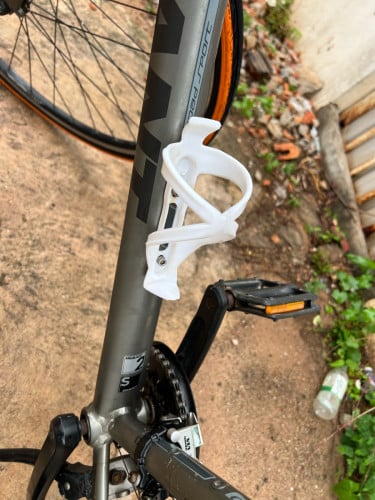 Giant Escape2 តម្លៃ190$