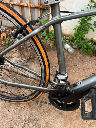 Giant Escape2 តម្លៃ190$
