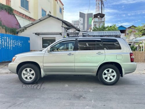 Highlander 2004 V4 p1 ថ្មី កៅអី៣ជួរ