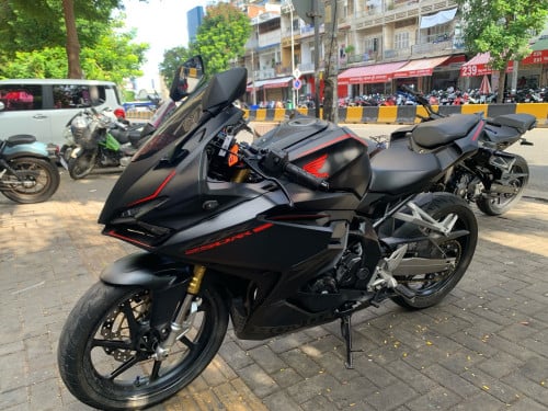 Honda cbr 250 99% ជប៉ុន