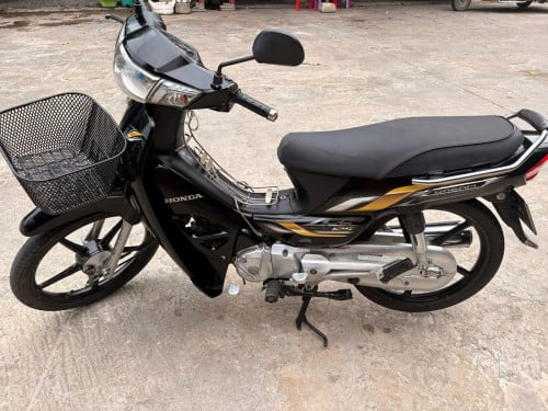 Honda Dream 018