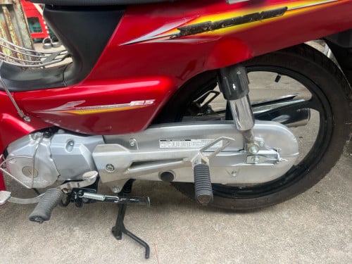 Honda dream 125