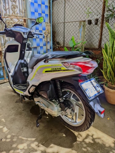 Honda moove 015