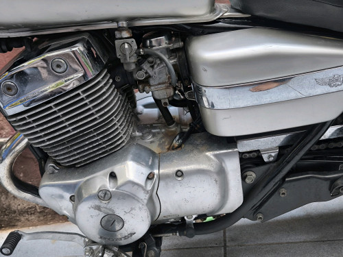Honda Rebel 1994 ពណ៌ទឹកប្រាក់+ខ្មៅ