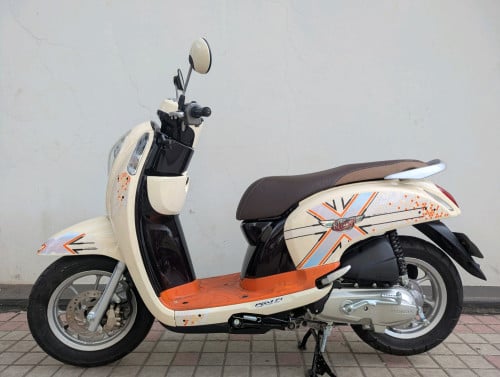 Honda Scoopy