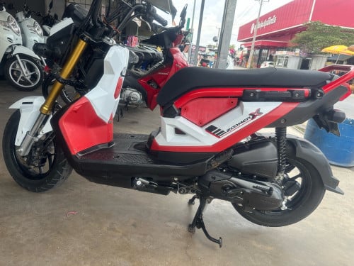 Honda zoomer x 018