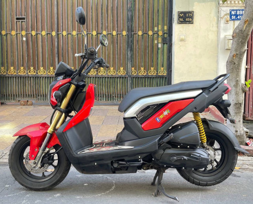 Honda ZOOMER x (110cc, year2015, 620$) have all documents
