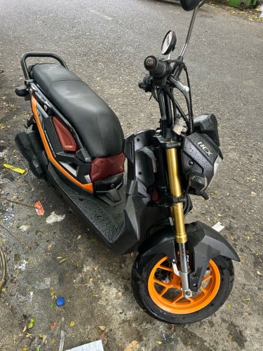 Honda zoomer X zin year 2017 មានពន្ធ