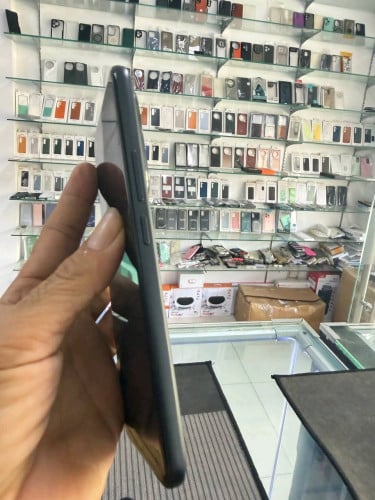 Honor 400 Pro 12G 512G 99% Sliver & Blue & black 99% 379$