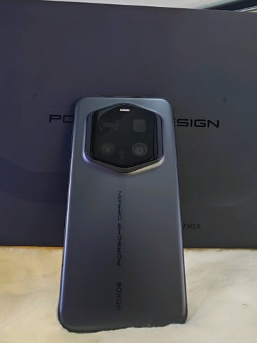 Honor Porsche Design Magic7RSR ram24G+24G /1T sim2 ស្អាត99% សុំនុំហ្សីន1set