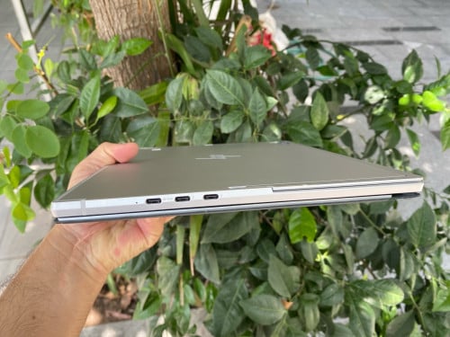 HP Elite X2 G8 ស្អាត 98 %