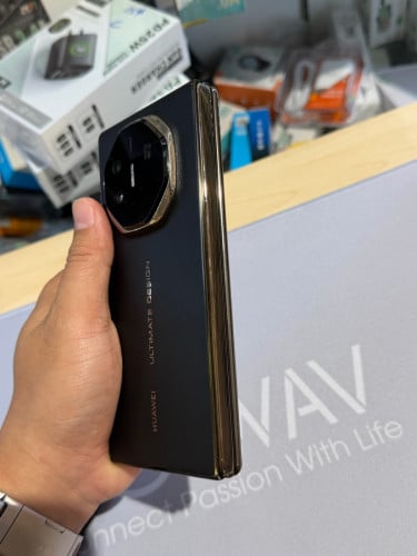 Huawei Mate XT Ultimate Design 16GB 1TB Black China version