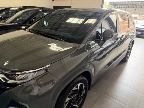 Hyundai Custin VIP ប្រេីបាន 8000km មហាថ្មី ថ្នាំស៊ីនមួយជុំ