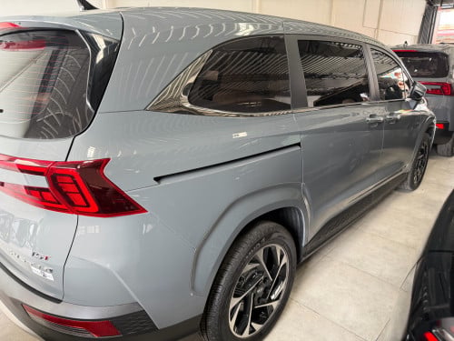 Hyundai Custin VIP ប្រេីបាន 8000km មហាថ្មី ថ្នាំស៊ីនមួយជុំ