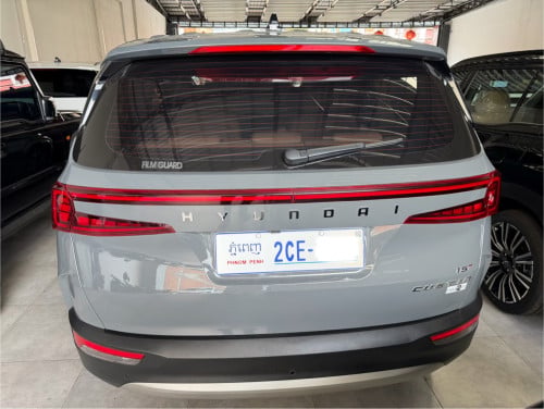 Hyundai Custin VIP ប្រេីបាន 8000km មហាថ្មី ថ្នាំស៊ីនមួយជុំ