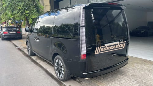 Hyundai Staria 2025 លក់ 39500$ ចចារ