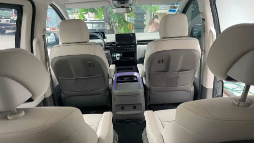 Hyundai Staria 2025 លក់ 39500$ ចចារ