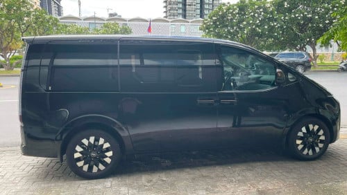 Hyundai Staria 2025 លក់ 39500$ ចចារ