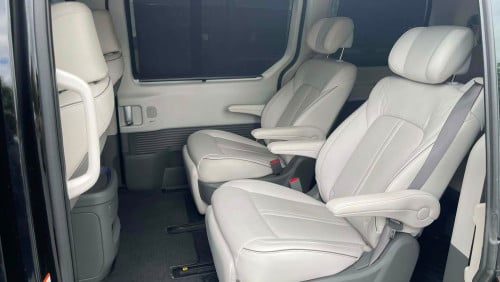 Hyundai Staria 2025 លក់ 39500$ ចចារ