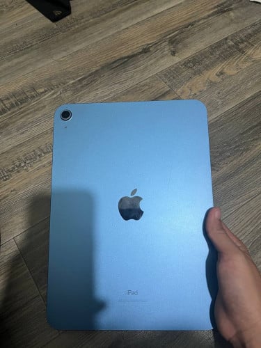 iPad 10th generation សុំណុំហ្សិន ស្ទើតួក្រៅ តម្លៃ 200 ចចារ