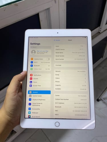 iPad 5 th generation 32g bypass តំលៃ40$ 069373237