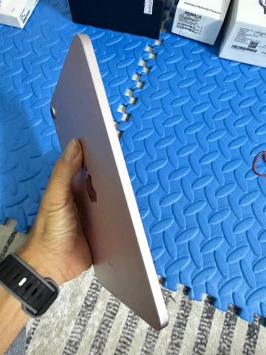 iPad mini 6 WiFi 64G 99% 269$