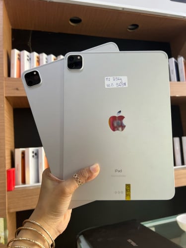 iPad Pro M1 256G 569$ WiFi