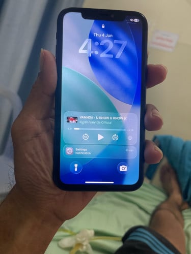 Iphone 11 128g មានស្គេន អេក្រង់ថ្មី