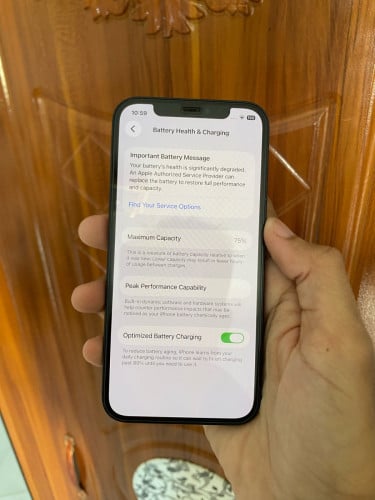 iPhone 12 - មានស្កេនមុខ