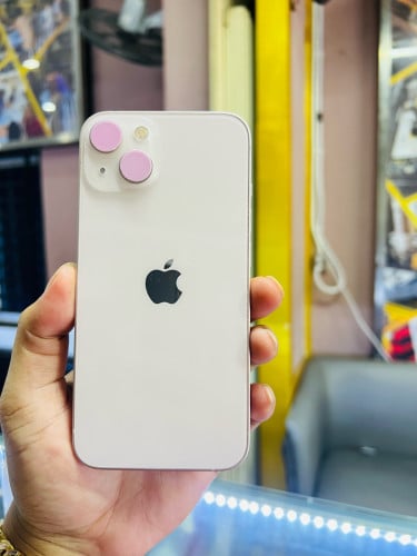 iPhone 13