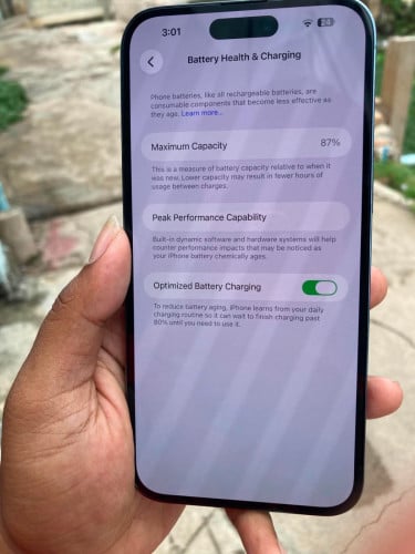 iPhone 14 Pro Max ស្ទើតួតិចៗ