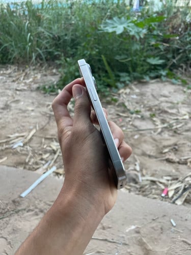 iPhone 15pro ZA 256g សាណុំ zin all នៅស្អាត់98%