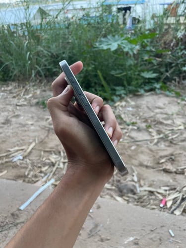 iPhone 15pro ZA 256g សាណុំ zin all នៅស្អាត់98%