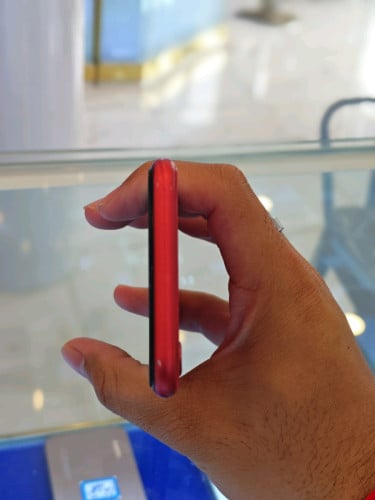 Iphone se2 128gb red
