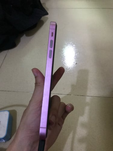 iPhone XR up iPhone 16