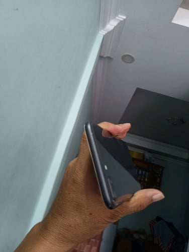 iPhone8Plus អត់ជាប់អីប្រើធម្មតា ថតច្បាស់