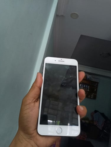 iPhone8Plus អត់ជាប់អីប្រើធម្មតា ថតច្បាស់