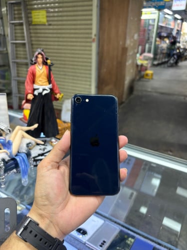 IphoneSE 3 64G LL Sim2 ESIM ម៉ាសុីនអេក្រង់ស្រុីនបែកតិច ថ្ម100%