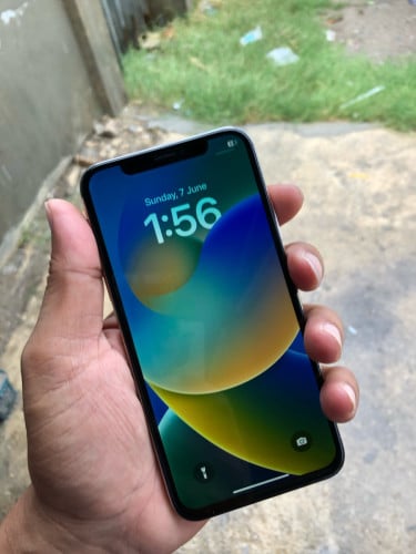 IPhoneX 64G ប្រើម៉ាអេម ថតច្បាស់មុខក្រោយ