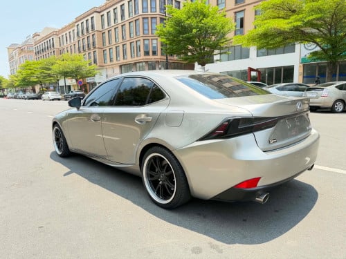 IS 200T 2016 Fsport