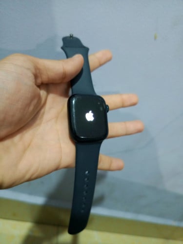 Iwatch series 9 41MM good condition have charge zin
