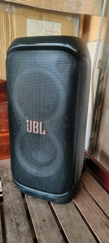 JBL 320