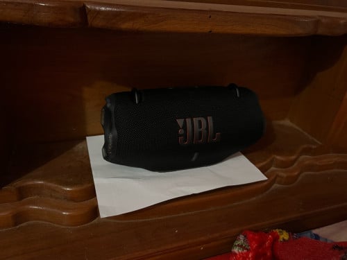 JBL xtreme 4 នៅថ្មី99.99% ប្រើបាន 5ថ្ងៃ